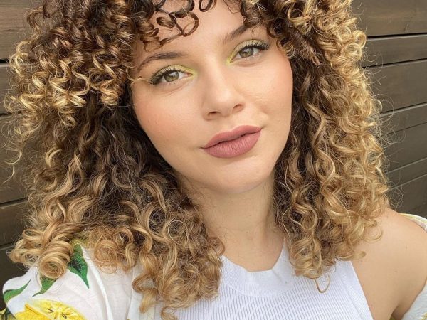 10 Most Popular Ways to Get Curly Hair with Bangs Right Now