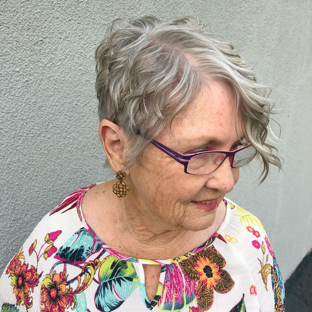 17 Trendiest Pixie Haircuts for Women Over 50