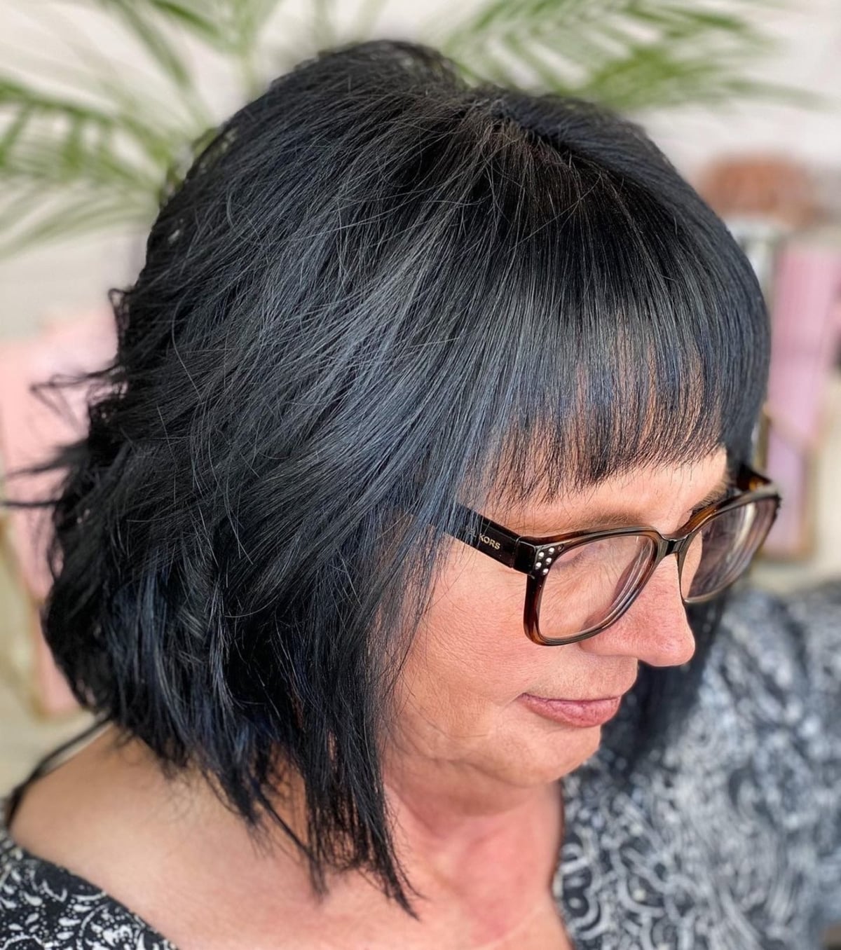 15 Flattering Short Hairstyles for Women Over 60 with Glasses