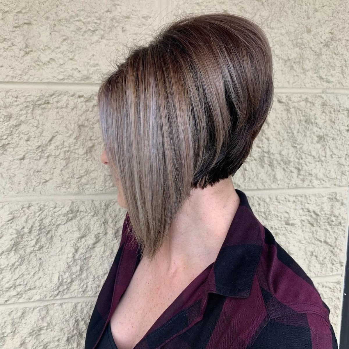 17 Stacked Inverted Bob Haircuts for Stylish, Edgy Girls