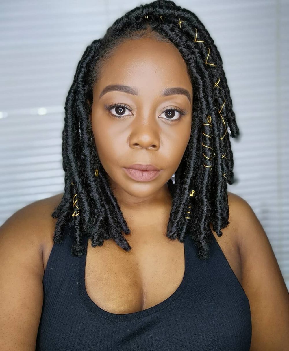 16 Trendiest Ways to Style Short Faux Locs Right Now