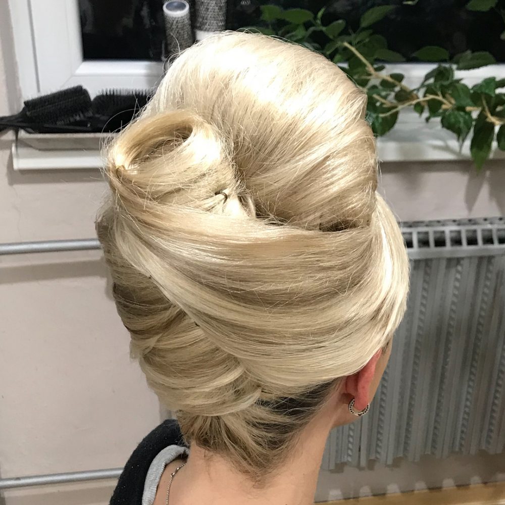 27 Foxy &#8217;60s Hairstyles That You Can Wear