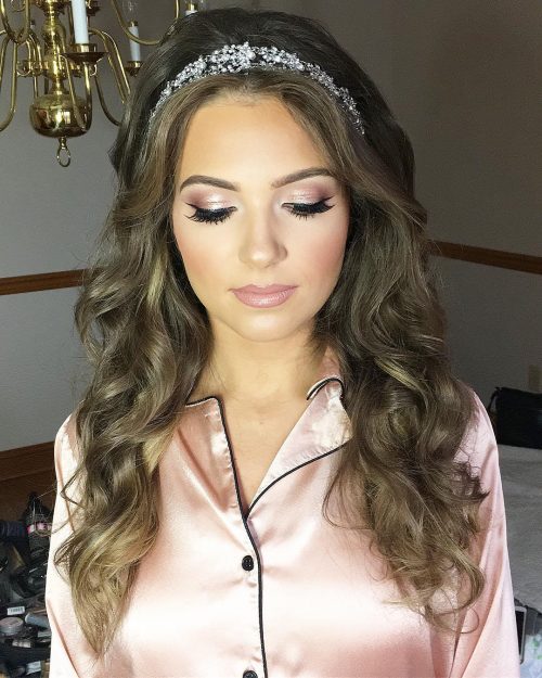 22 Perfectly Gorgeous Down Hairstyles for Prom