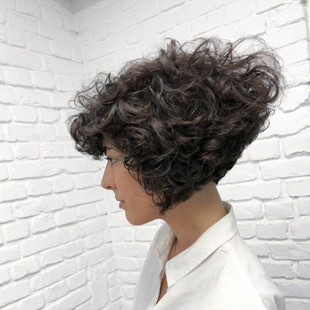 15 Beautiful Layered Inverted Bob Haircut Ideas