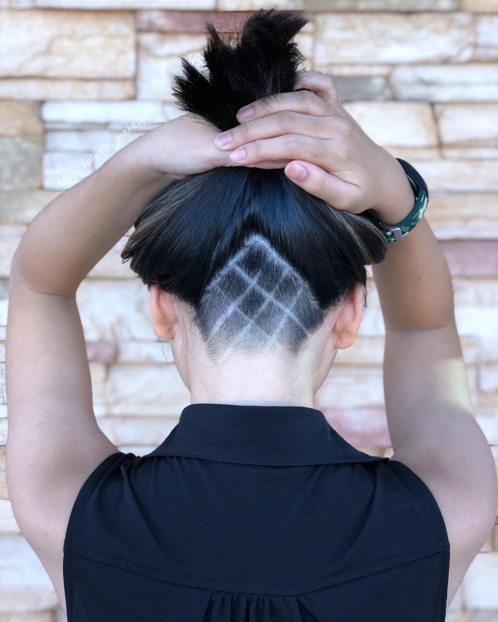 27 Edgy Examples of Hidden Undercut Designs for Women - Hairstyles VIP