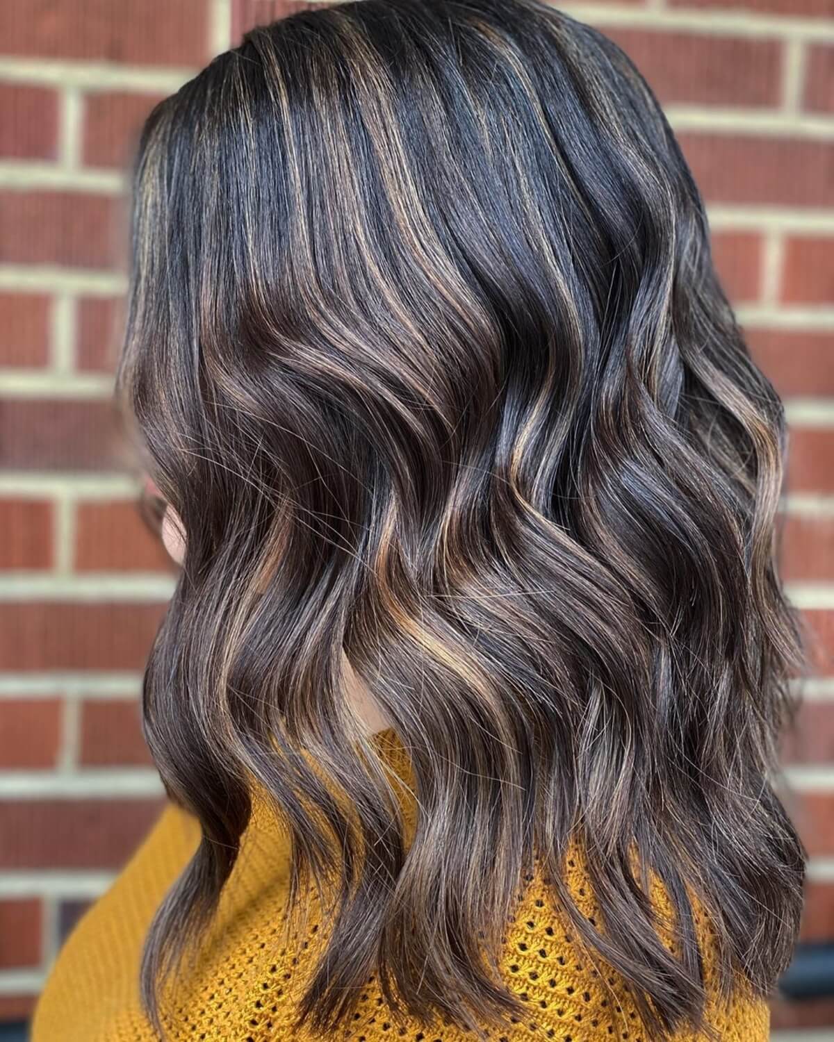 22 Trending Ways To Combine Dark Brown Hair with Caramel Highlights