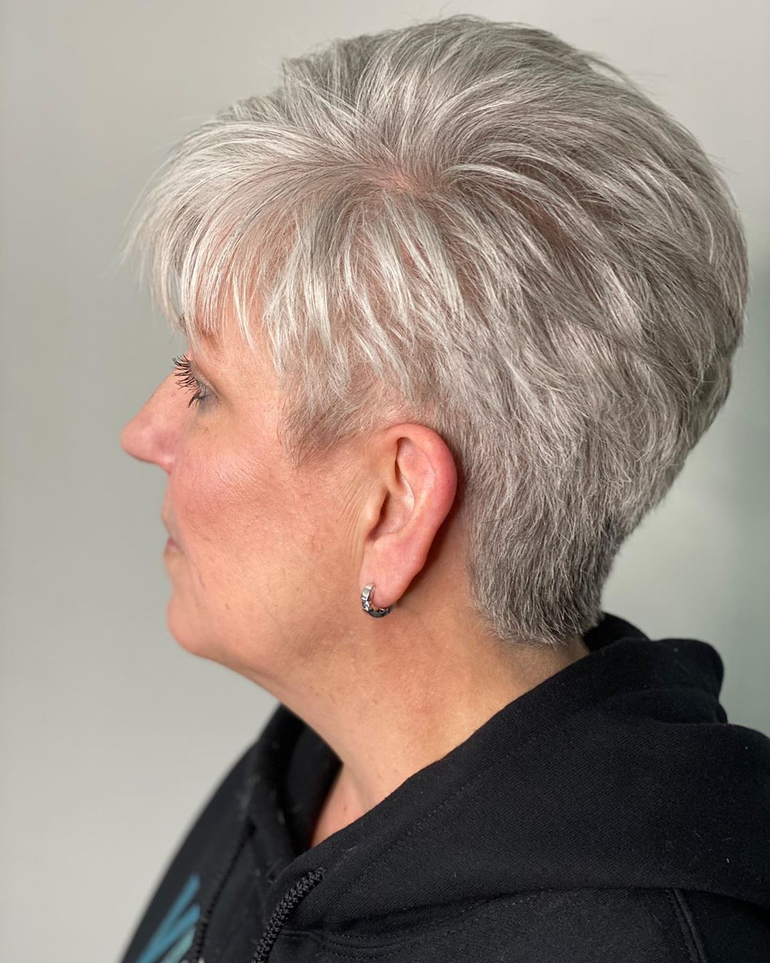 17 Trendiest Pixie Haircuts for Women Over 50