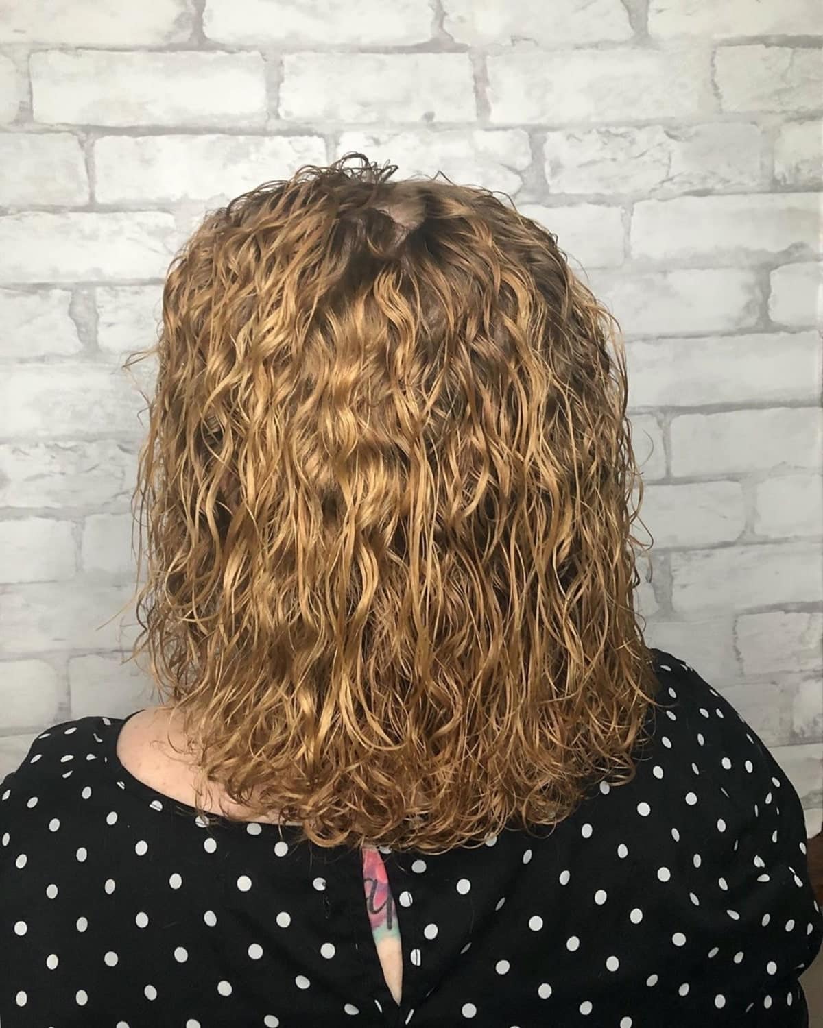 15 Modern Spiral Perm Hairstyles Women Are Getting Right Now