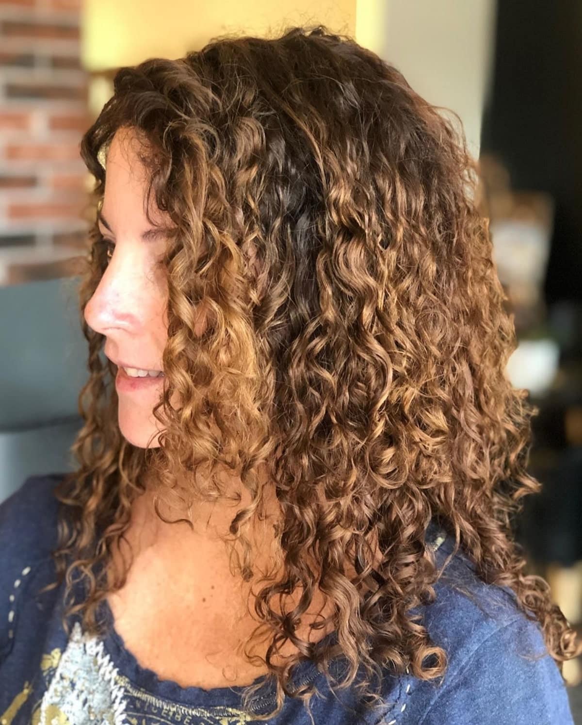 15 Modern Spiral Perm Hairstyles Women Are Getting Right Now