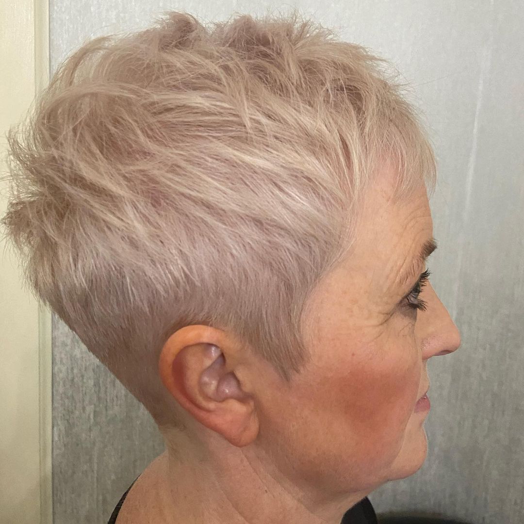 39 Youthful Hairstyles for Older Women