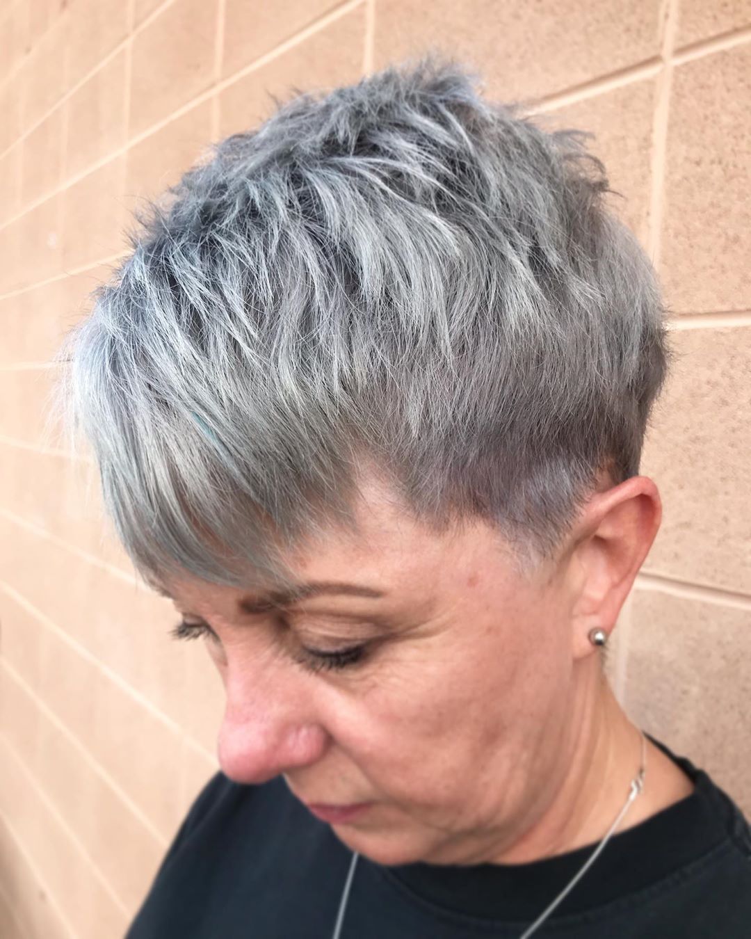 27 Chic Short Hairstyles for Women Over 50 with Fine Hair