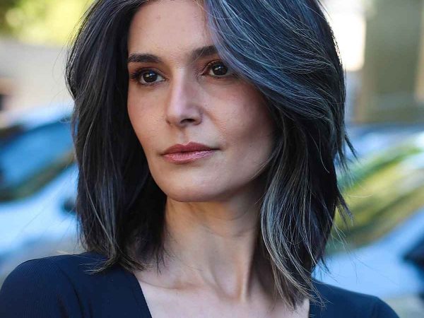26 Straight Layered Hair Ideas for All Lengths and Textures