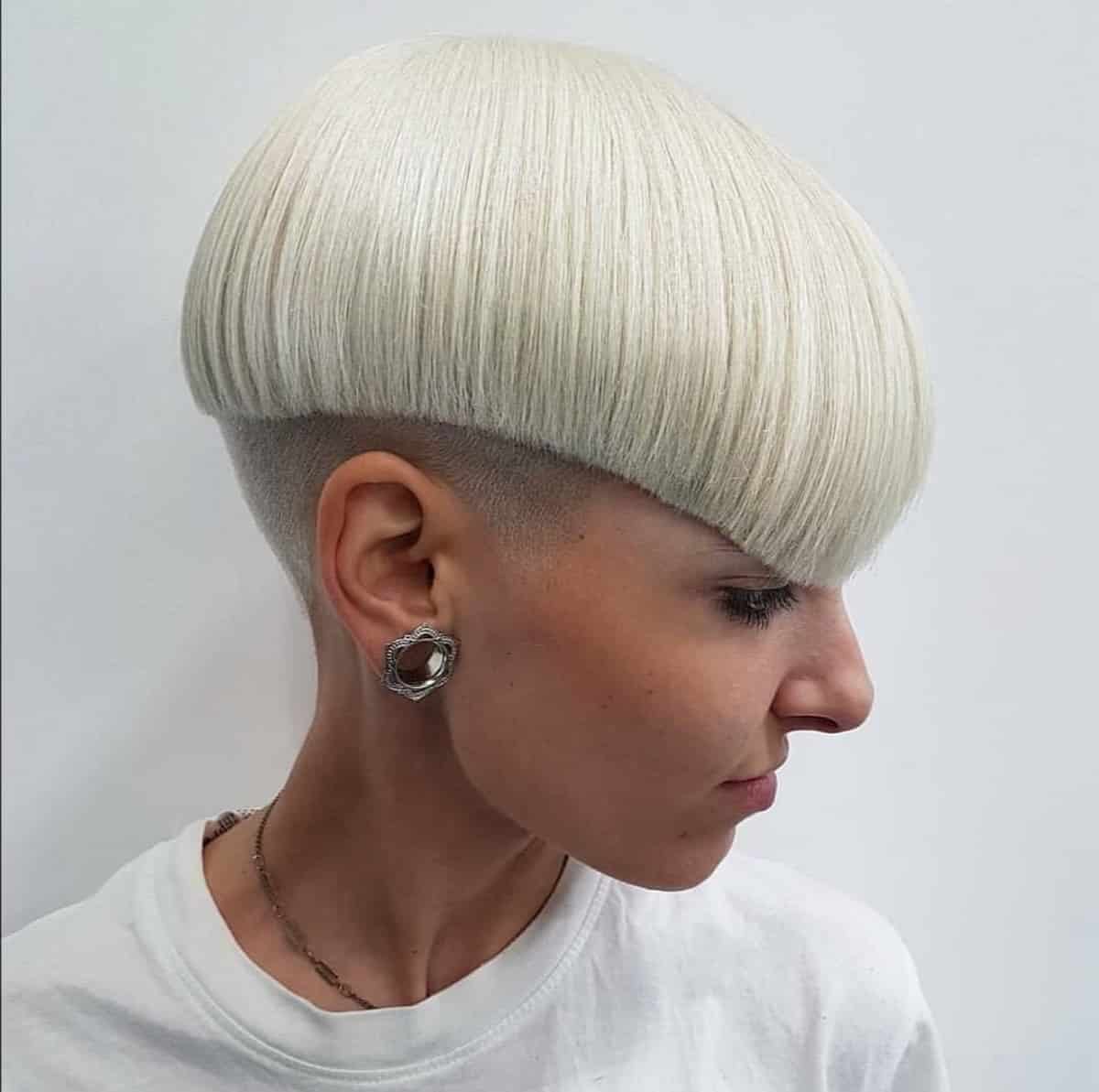 16 Modern Bowl Cut Haircut Ideas for Women