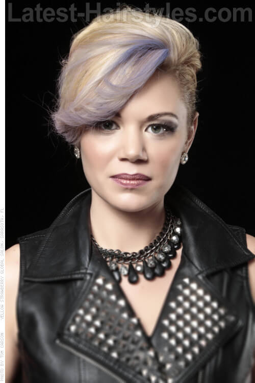 34 Peekaboo Highlights For Fun, Edgy Women (Photo Ideas)