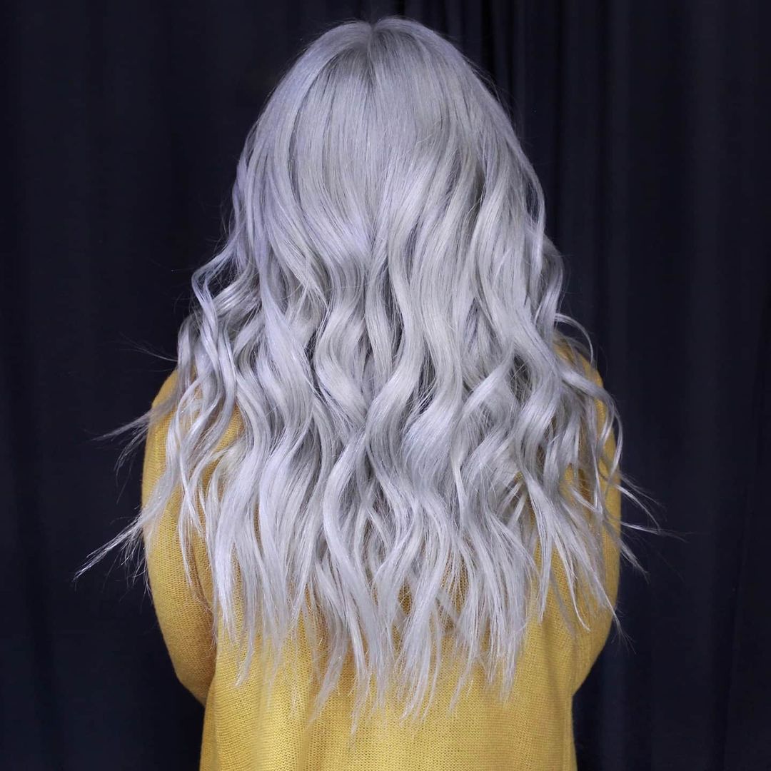 19 Examples That Prove White Blonde Hair Is In for 2021