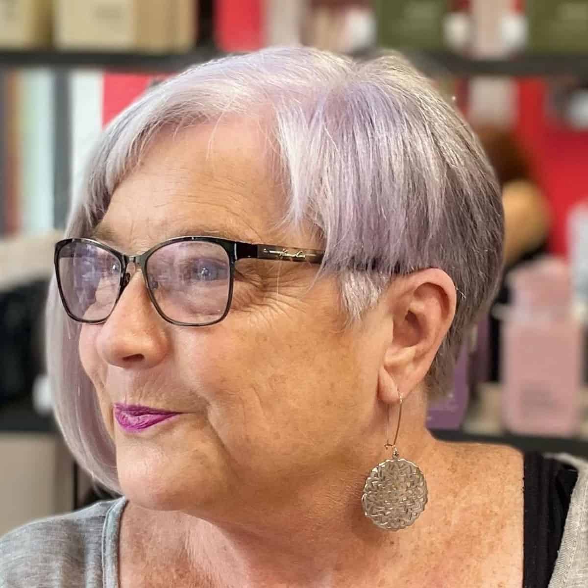 26 Ultra-Flattering Hairstyles for Women Over 70 with Glasses