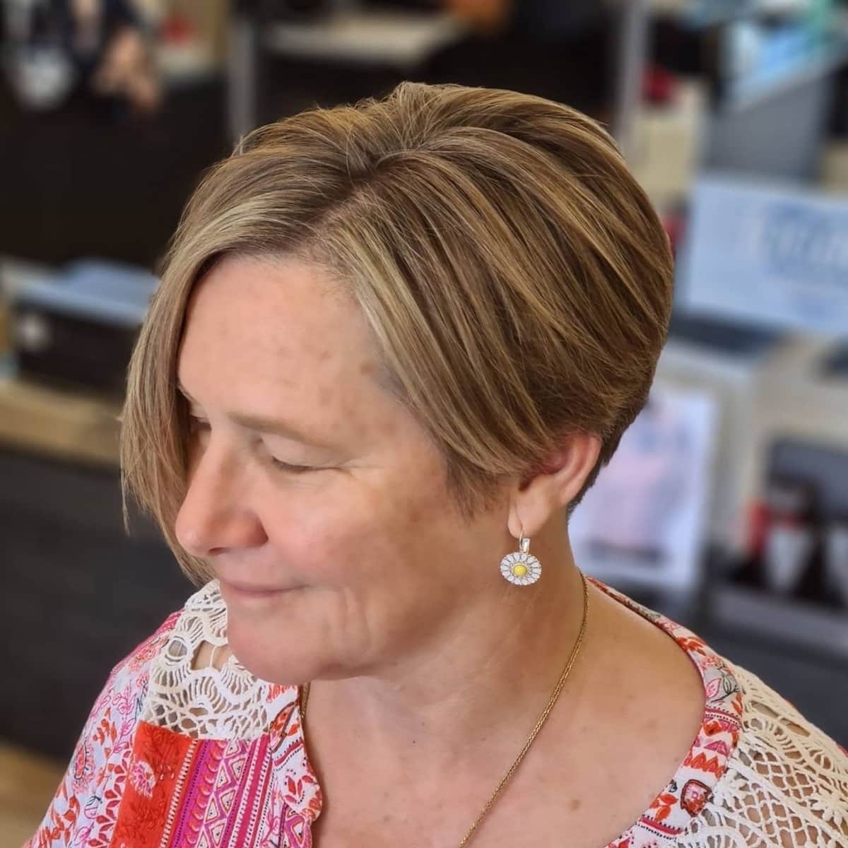 25 Asymmetrical Haircuts for Women Over 60 with Sassy Personalities
