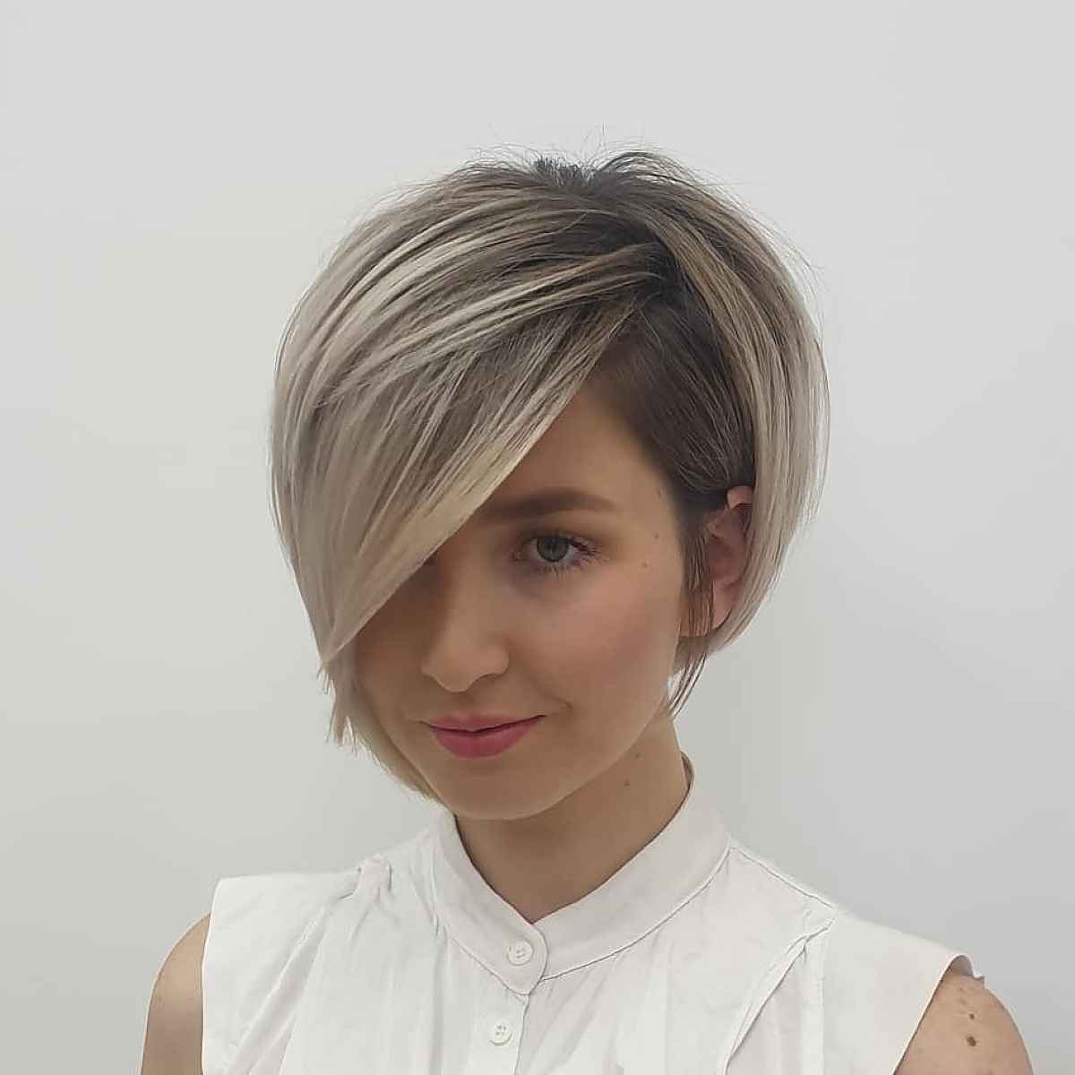 26 Straight Layered Hair Ideas for All Lengths and Textures