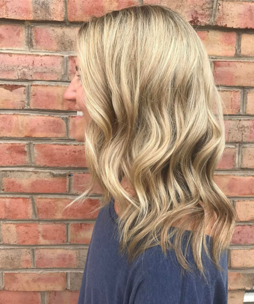 42 Stunning Blonde Highlights of 2021 &#8211; Platinum, Ash, Dirty, Honey, Dark