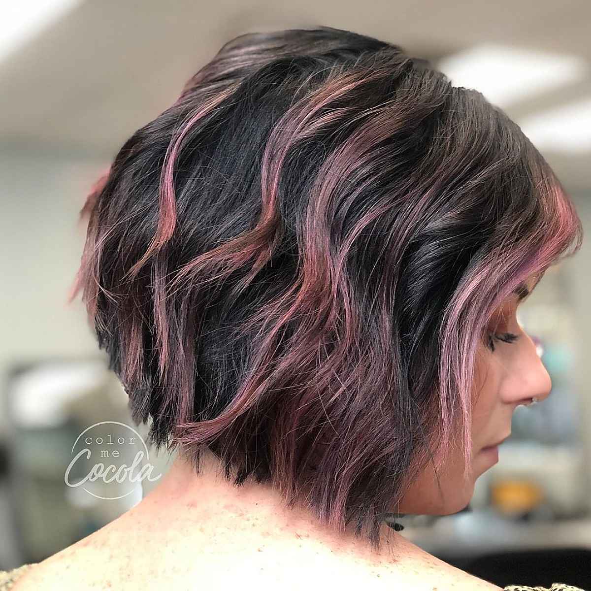 26 Hottest Black Hair with Highlights Trending in 2021