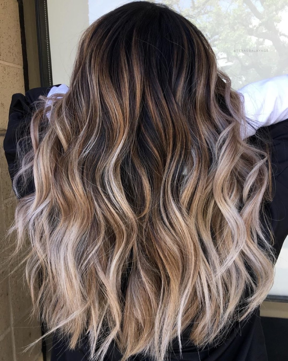 26 Hottest Black Hair with Highlights Trending in 2021