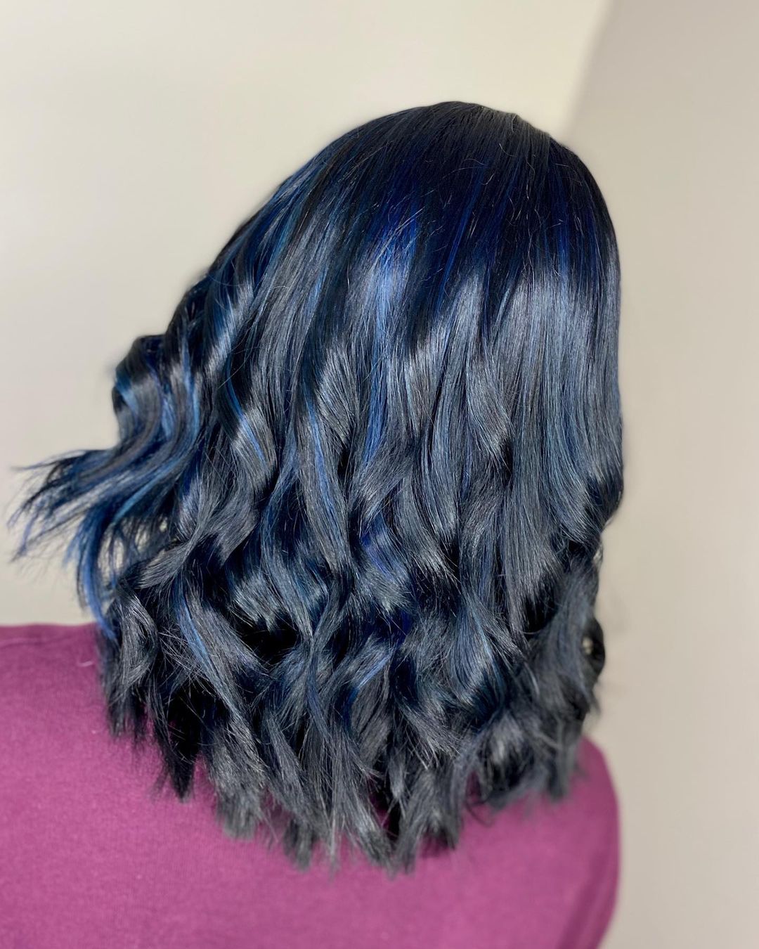 26 Hottest Black Hair with Highlights Trending in 2021
