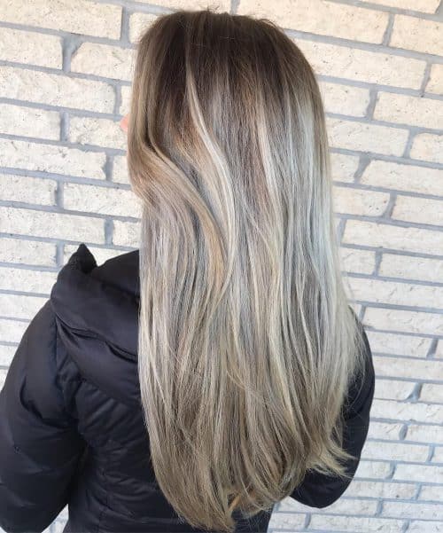 18 Blonde Hair with Dark Roots Ideas to Copy Right Now in 2021