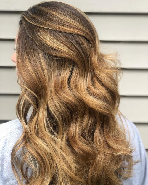34 Best Caramel Highlights for Every Skin Tone Trending in 2021