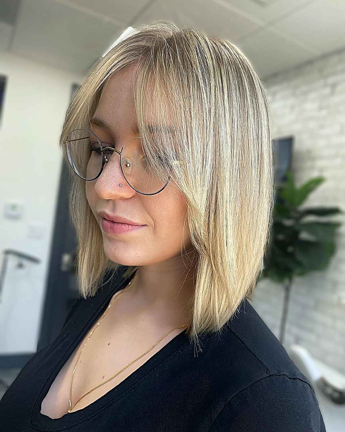 26 Best Ways to Pair a Long Bob with Curtain Bangs