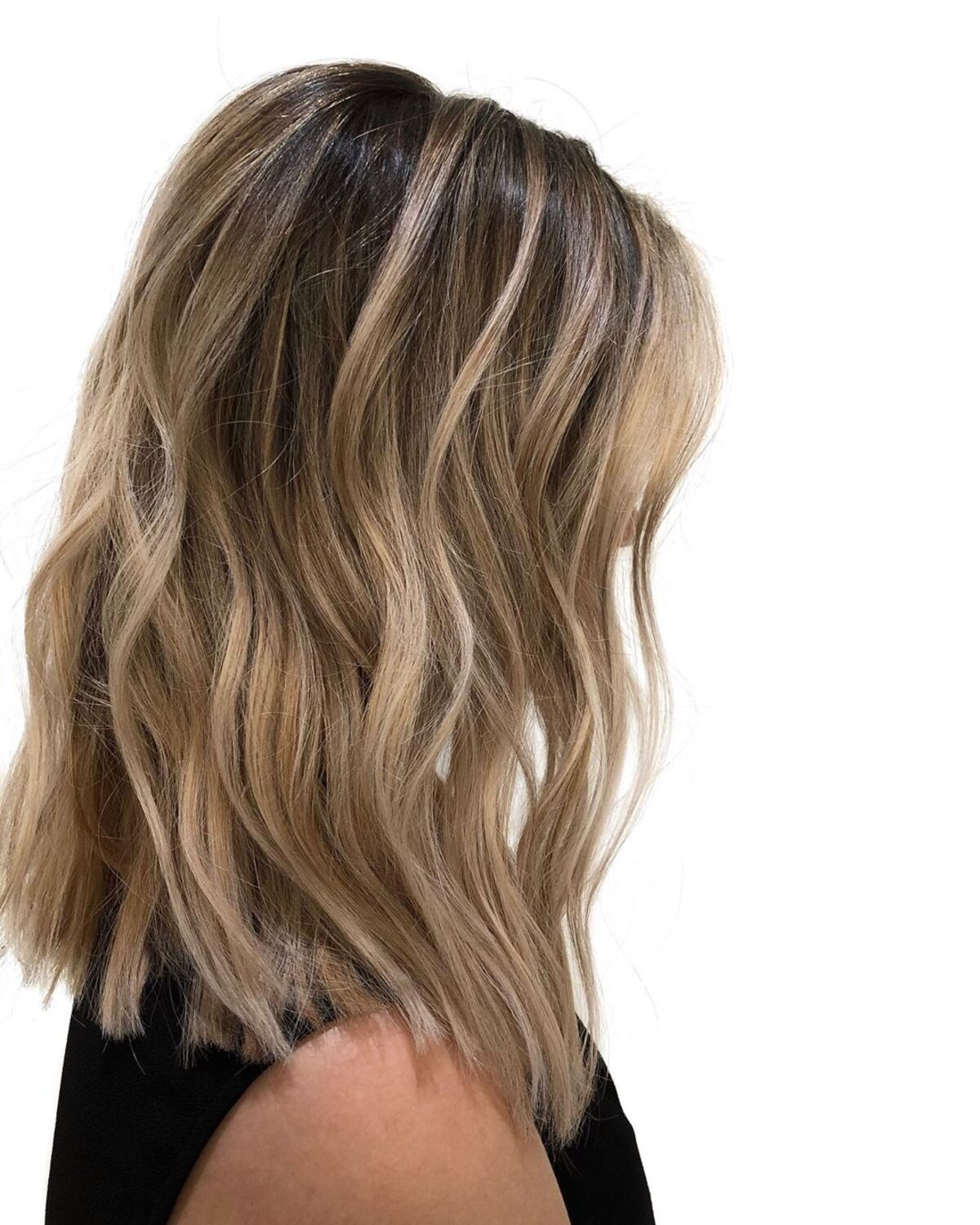 18 Best Ways to Get Light Blonde Highlights Right Now