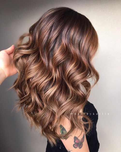 42 Stunning Blonde Highlights of 2021 &#8211; Platinum, Ash, Dirty, Honey, Dark
