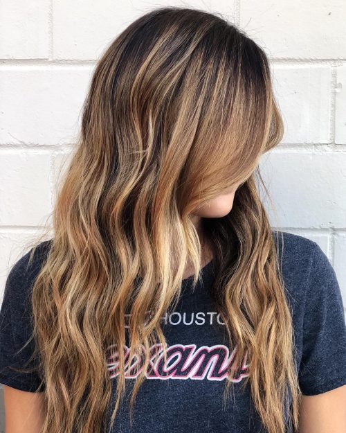 21 Stunning Examples of Caramel Balayage Highlights for 2021