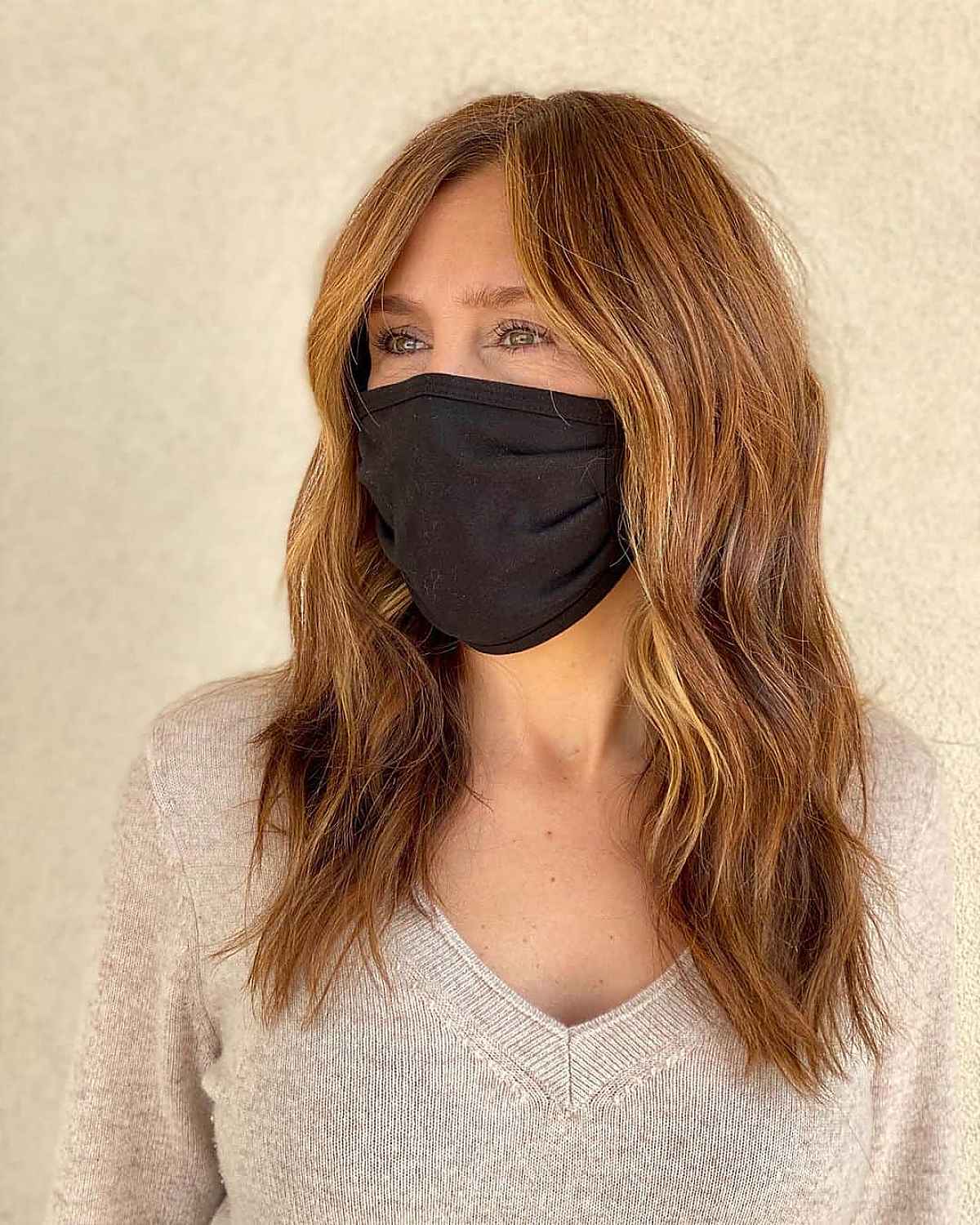 Top 10 Fall Hair Colors for Women Over 40 in 2021