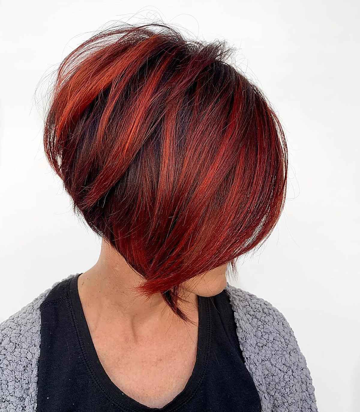 21 Short, Stacked Inverted Bob Haircut Ideas to Spice Up Your Style