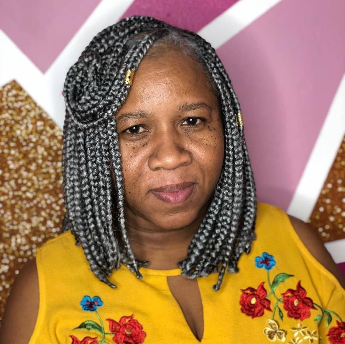 17 Youthful Short Natural Haircuts for Black Women Over 50