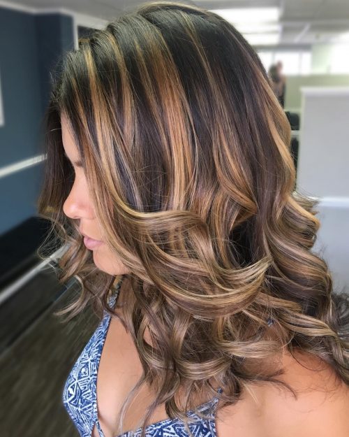 34 Best Caramel Highlights for Every Skin Tone Trending in 2021
