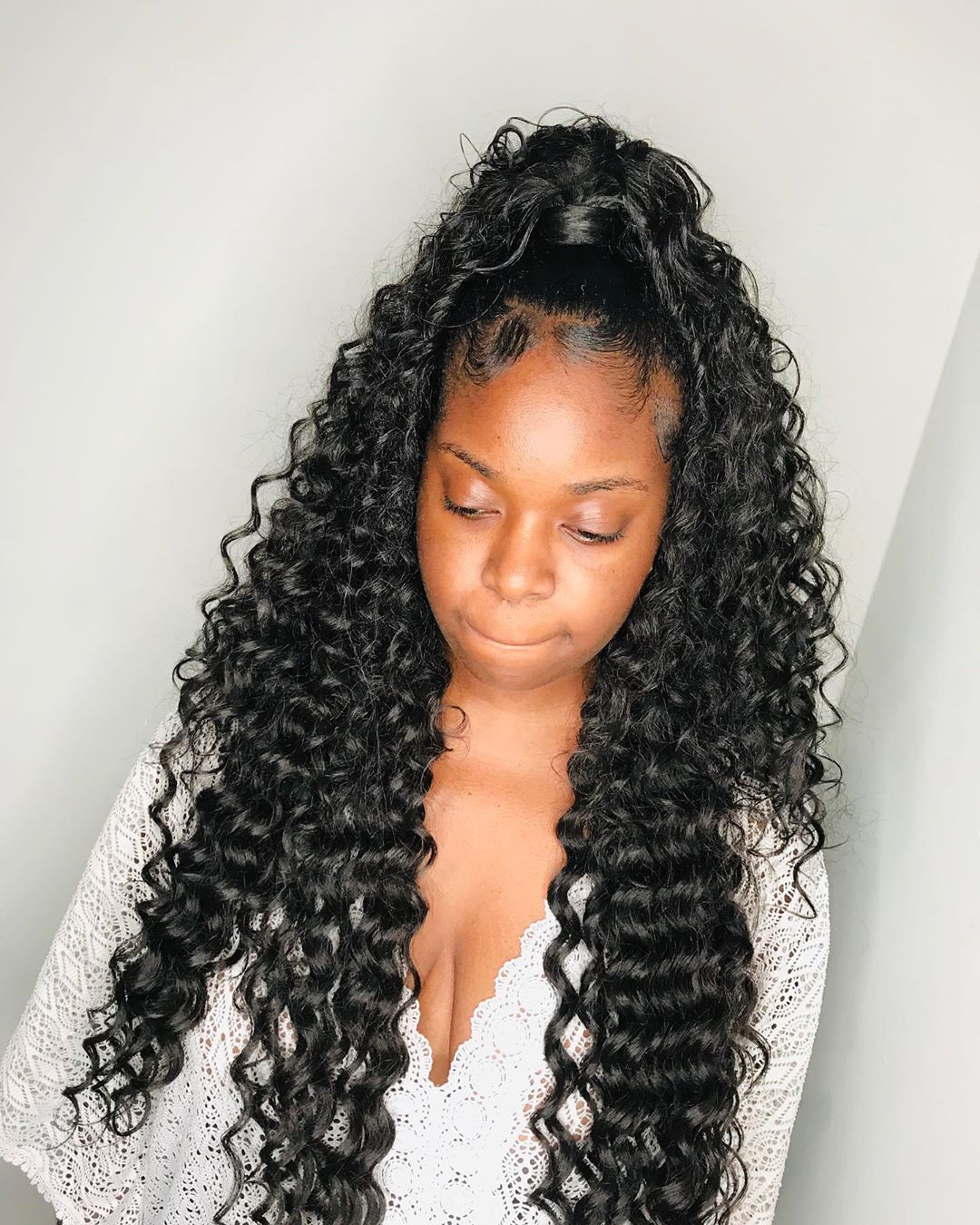 21 Hottest Sew-In Hairstyles for Black Women Right Now