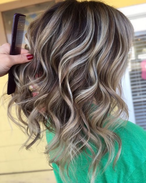 42 Stunning Blonde Highlights of 2021 &#8211; Platinum, Ash, Dirty, Honey, Dark