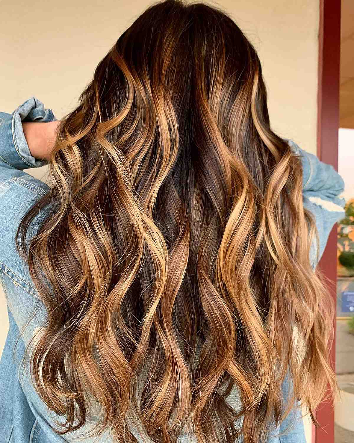 21 Stunning Examples of Caramel Balayage Highlights for 2021