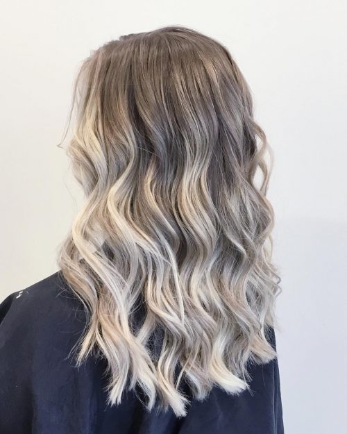 35 Platinum Blonde Hair Colors for All Hot Blondes