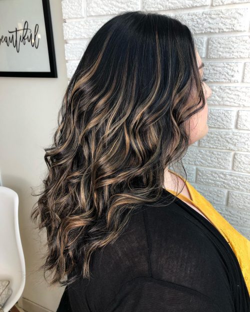 21 Stunning Examples of Caramel Balayage Highlights for 2021