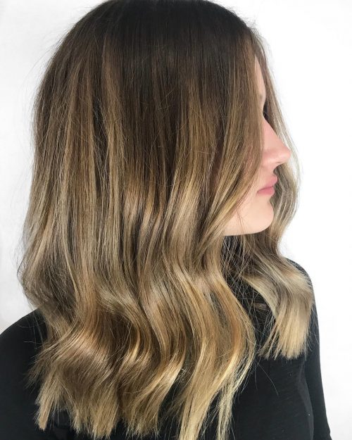 18 Blonde Hair with Dark Roots Ideas to Copy Right Now in 2021