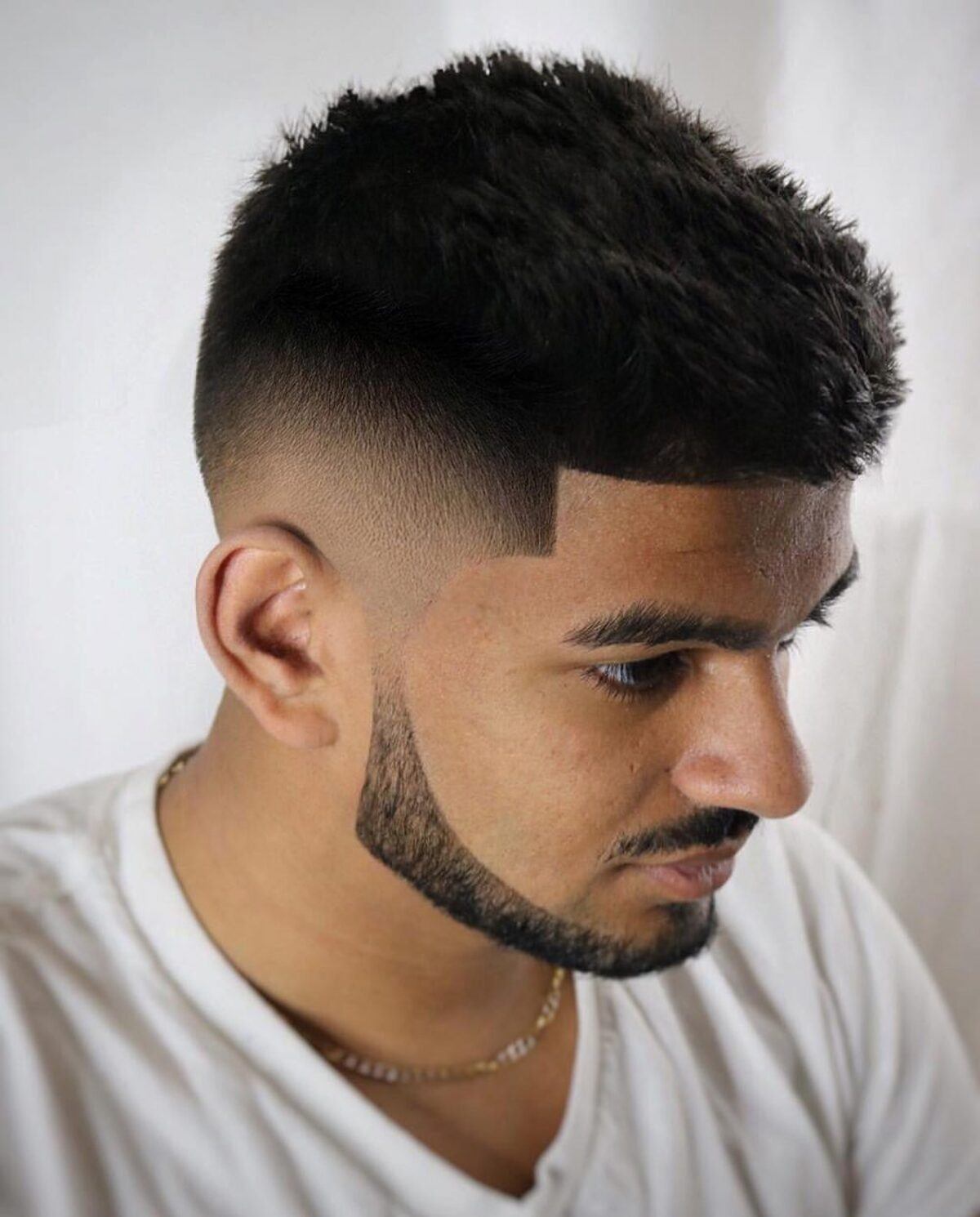 22 Best Beard Fade Haircut &#038; Hairstyle Ideas for a Modern, Rugged Look