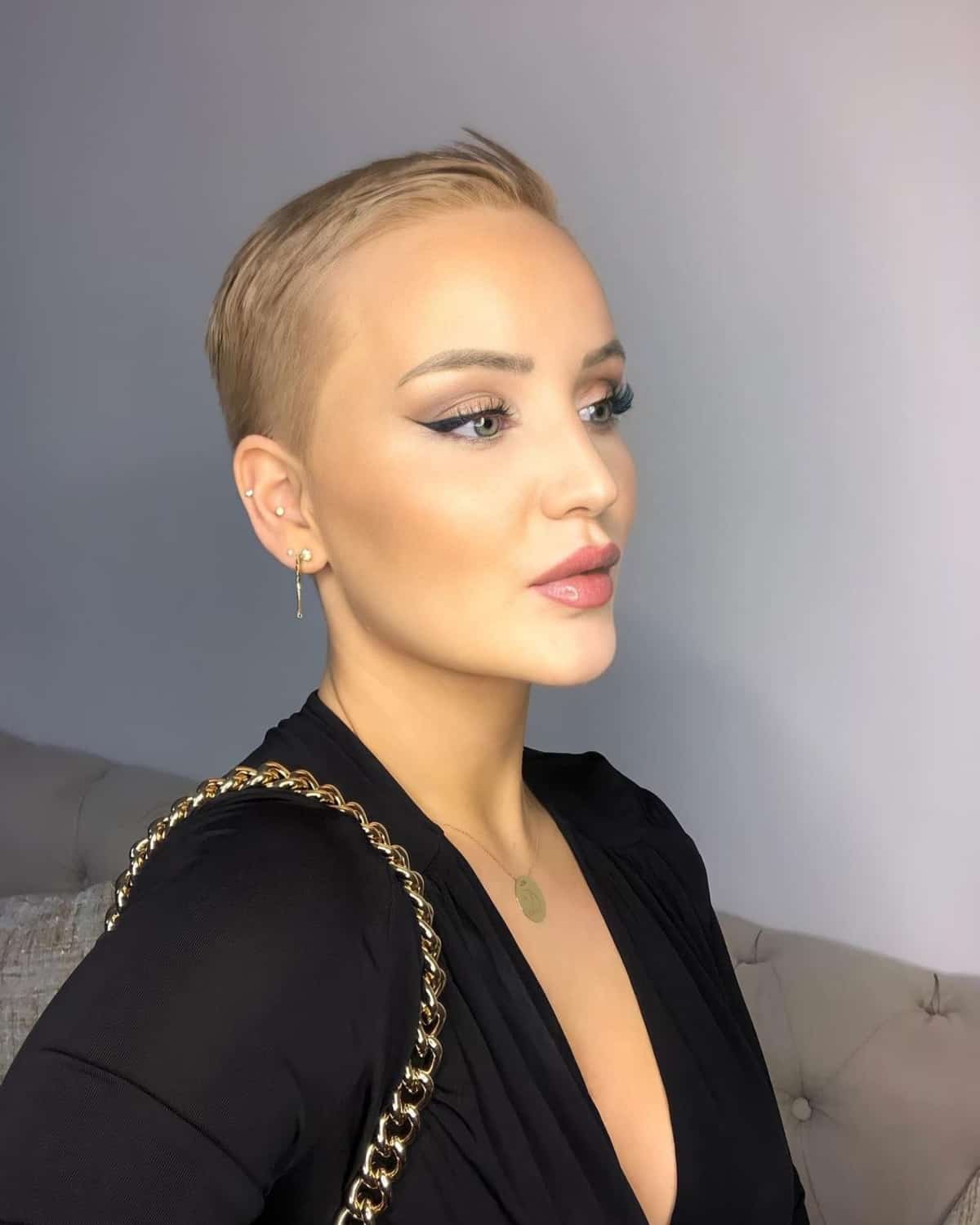 26 Edgy Pixie Cuts for Women of All Ages and Hair Textures