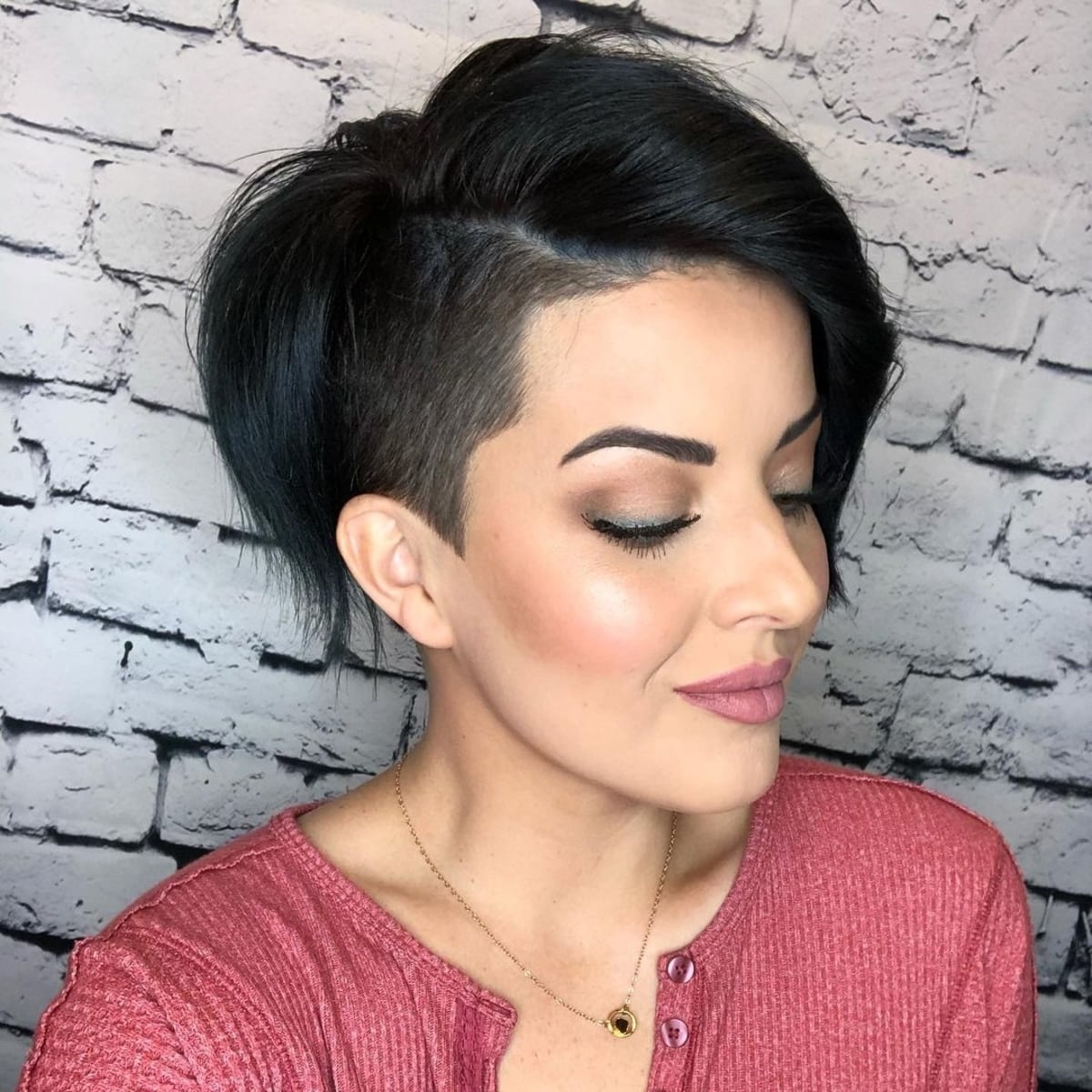 25 Textured Pixie Cut Ideas for a Messy, Modern Look