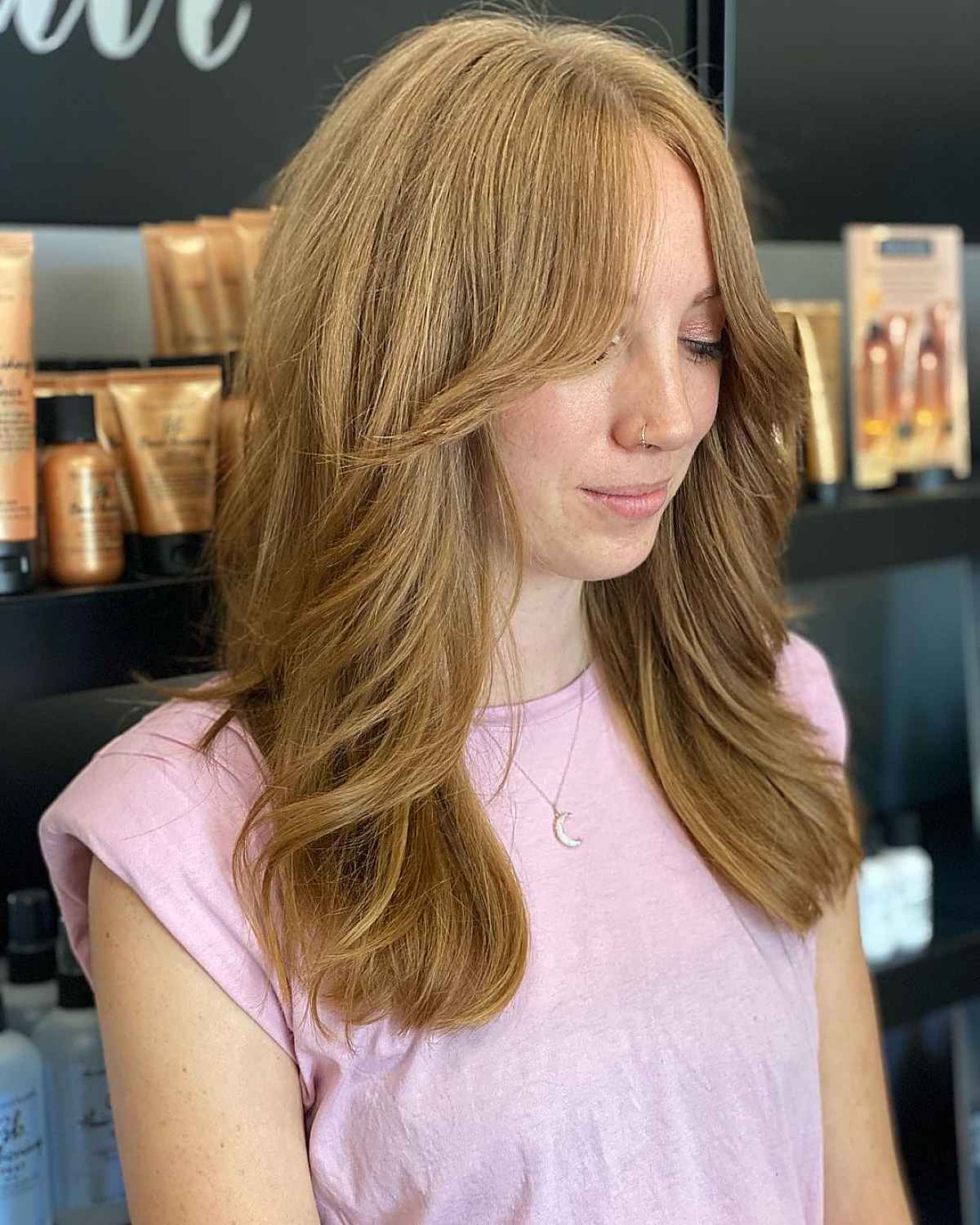 26 Face-Framing Layered Hair with Curtain Bangs Hairstyle Ideas