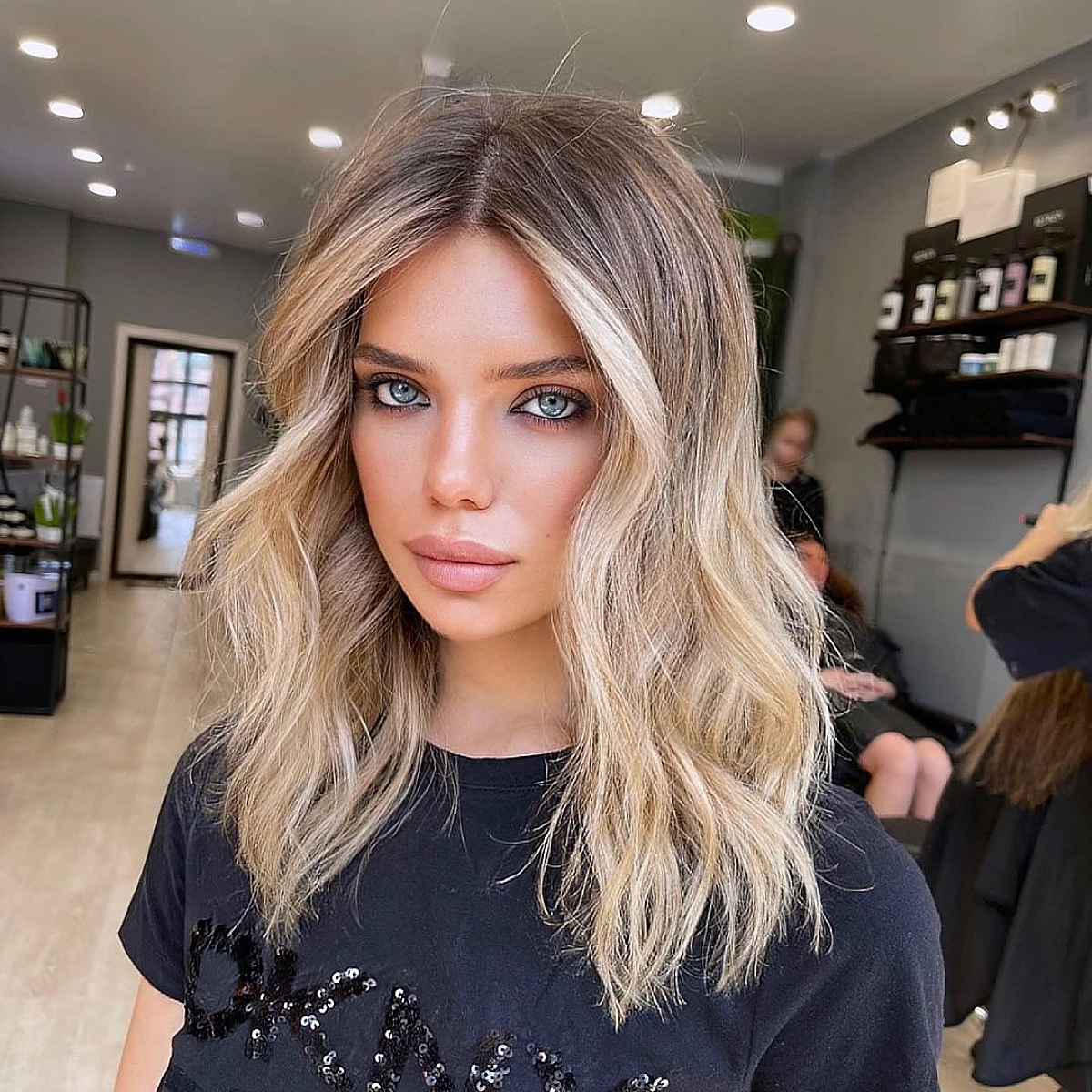 26 Stunning Money Piece Hair Highlights for a Face-Framing Trend