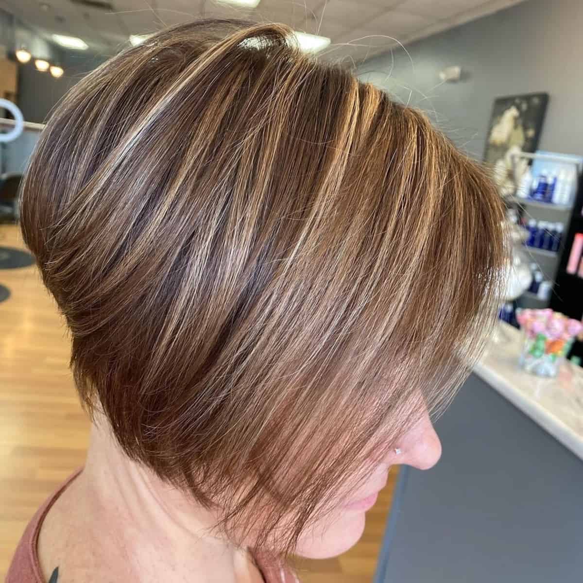 27 Gorgeous Short Bobs for Older Women with Style