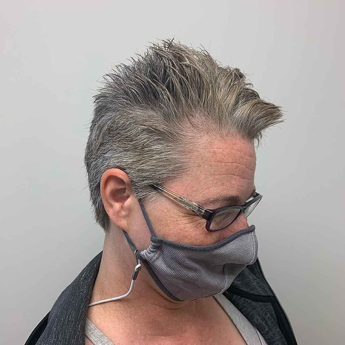 26 Short Spiky Haircuts for Women Over 60 with Sass