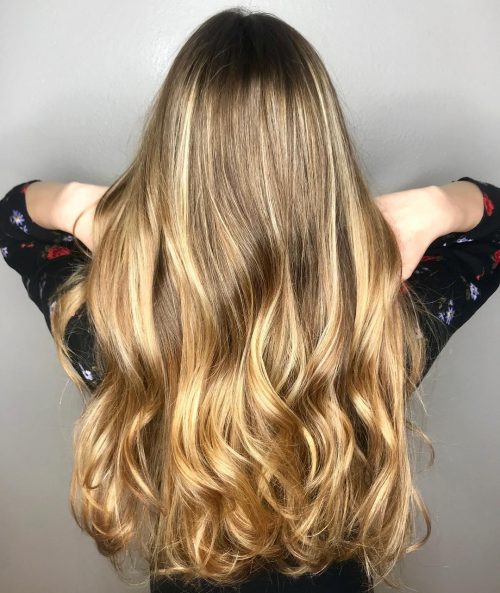 34 Best Caramel Highlights for Every Skin Tone Trending in 2021